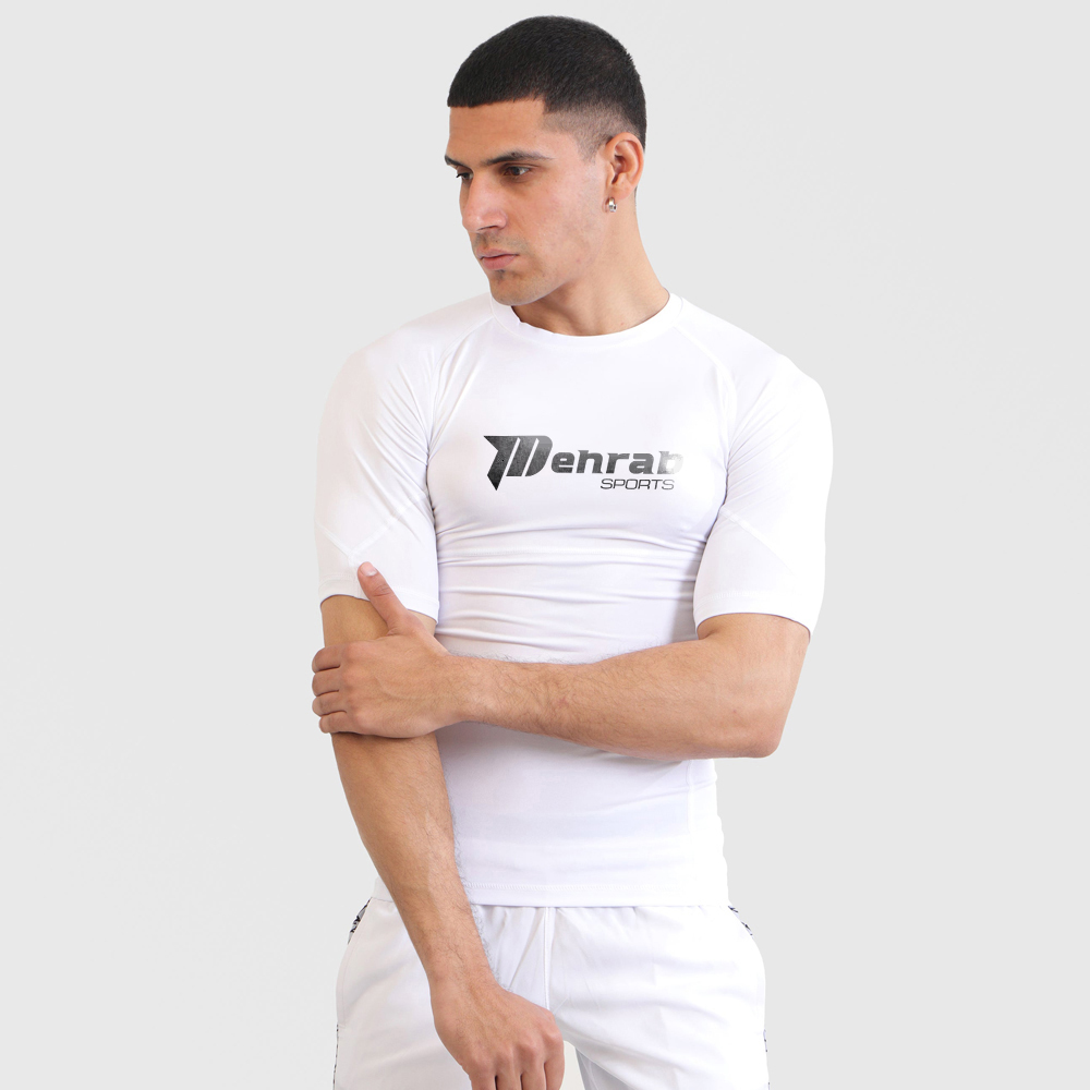 Athletic Fit Rash Guard for Active Individuals